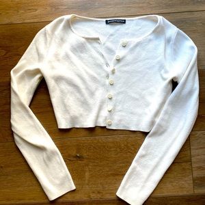 Brandy Melville sweater